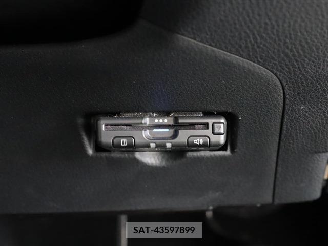 Toyota C-HR 2019-07 344757-17