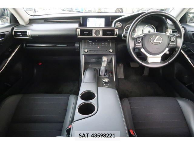 Lexus IS 2015-12 276552-5