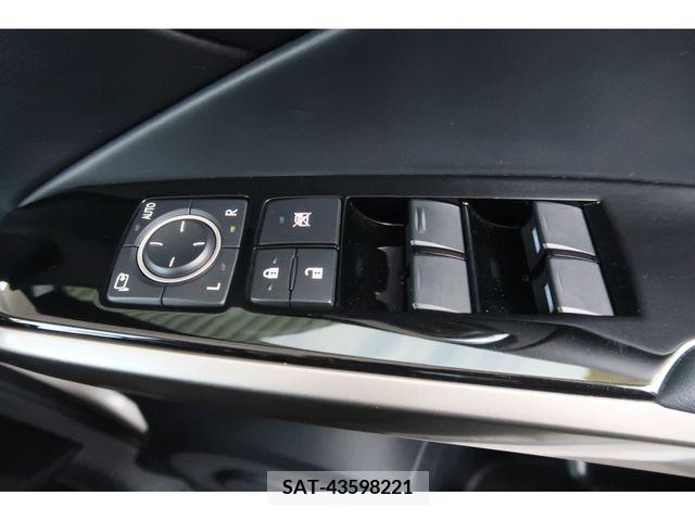 Lexus IS 2015-12 276552-14