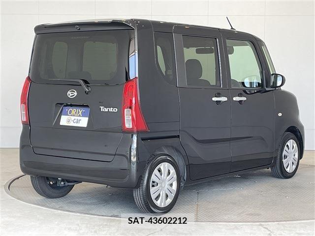 Daihatsu TANTO 2022-06 310422-1