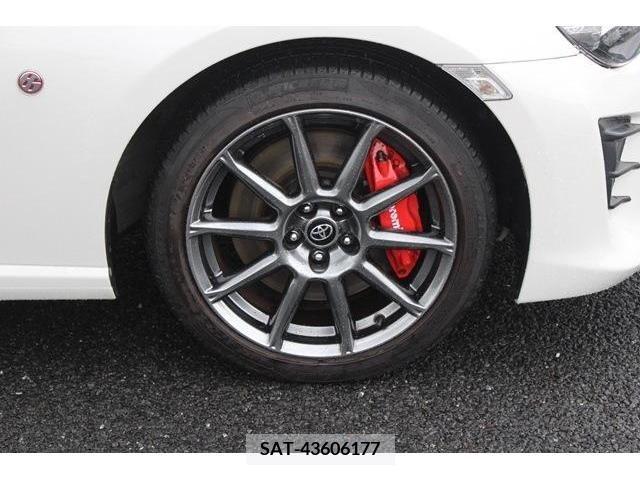 Toyota 86 2017-12 264343-11