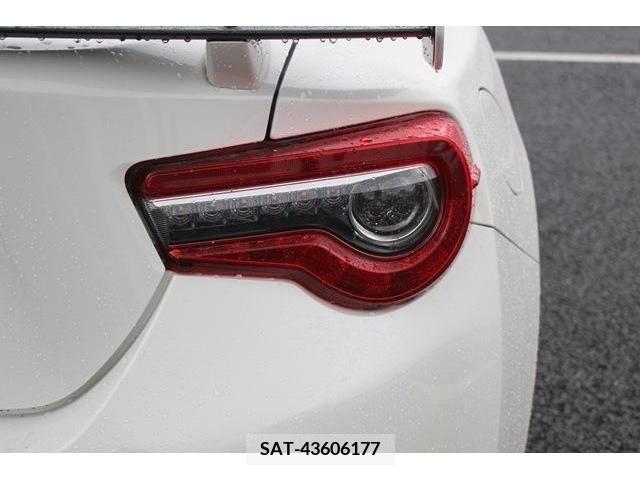 Toyota 86 2017-12 264343-13
