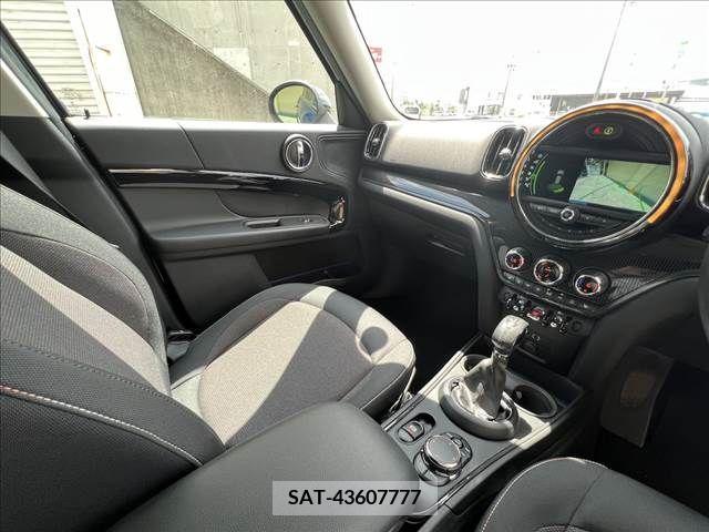 Bmw MINI 2017-04 319955-17