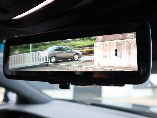 Lexus LS 2018-05 13705-17