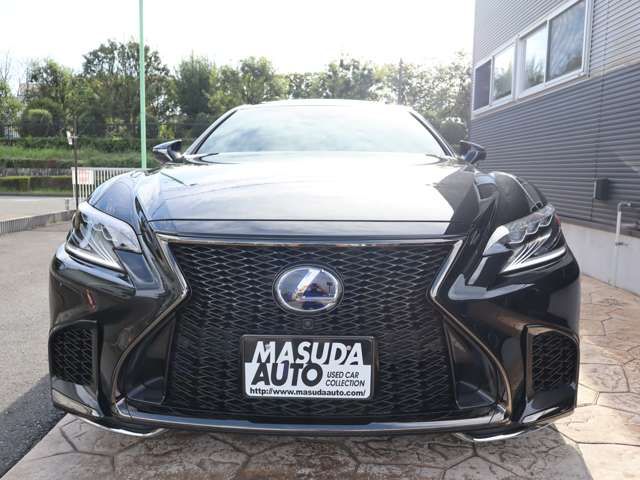 Lexus LS 2018-05 13705-1