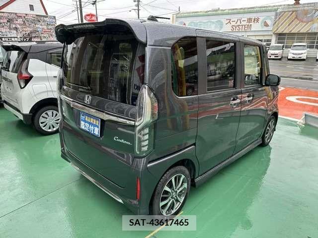 Honda N BOX CUSTOM 2023-11 219785-13