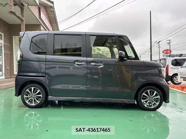 Honda N BOX CUSTOM 2023-11 219785-14