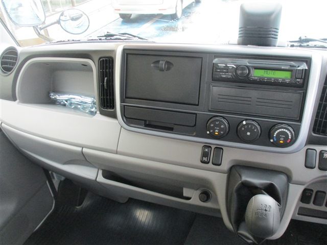 Mitsubishi CANTER 2023-05 6649-10