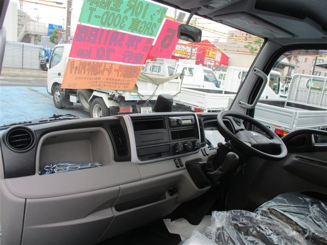 Mitsubishi CANTER 2023-05 6649-22