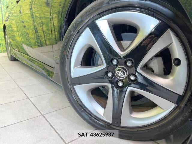 Toyota PRIUS 2020-01 282774-13