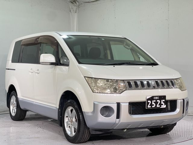 Mitsubishi DELICA D5 2009-04 14919-0