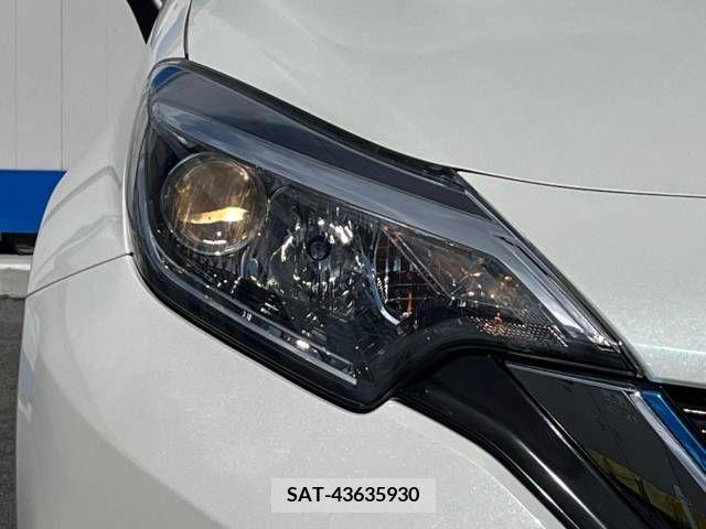 Nissan NOTE 2018-01 365319-13