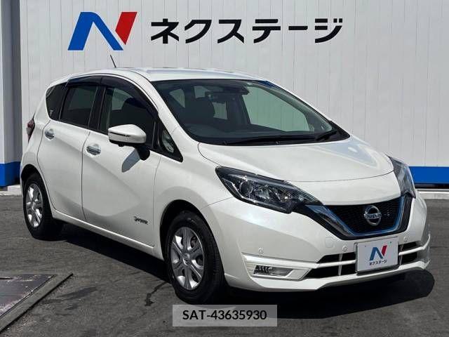 Nissan NOTE 2018-01 365319-17