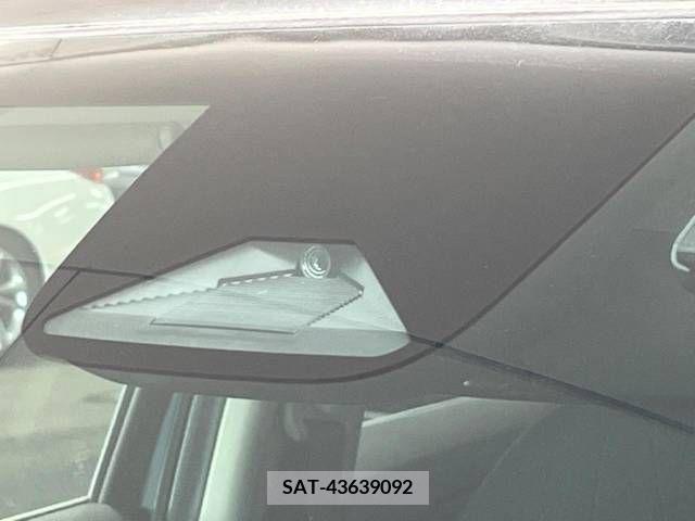 Honda VEZEL 2021-04 369918-3