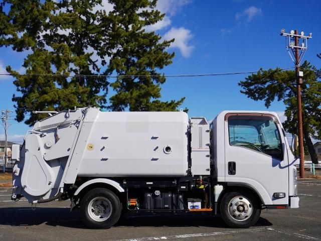 Isuzu ELF TRUCK 2015-01 182154-9