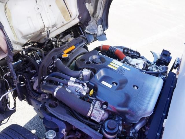 Isuzu ELF TRUCK 2015-01 182154-24