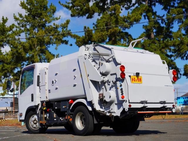 Isuzu ELF TRUCK 2015-01 182154-11