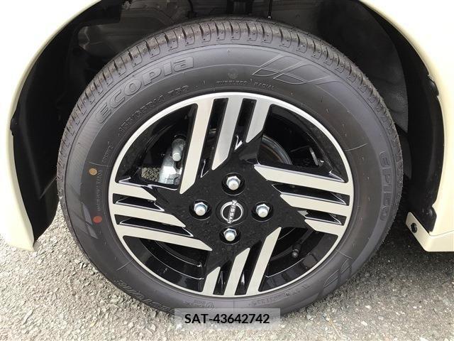 Nissan ROOX 2023-09 205624-6