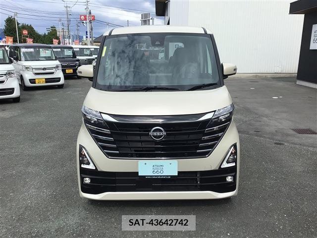 Nissan ROOX 2023-09 205624-17