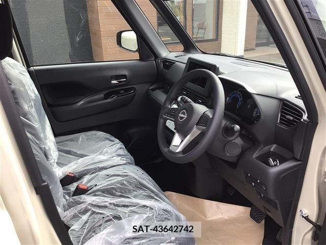 Nissan ROOX 2023-09 205624-11