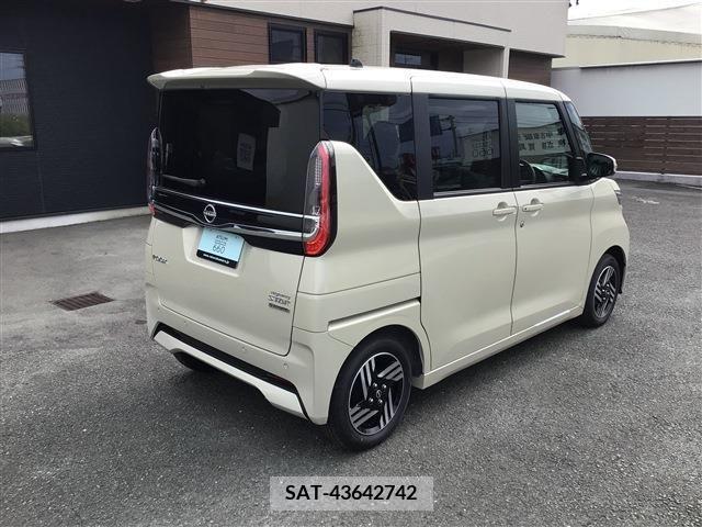 Nissan ROOX 2023-09 205624-7