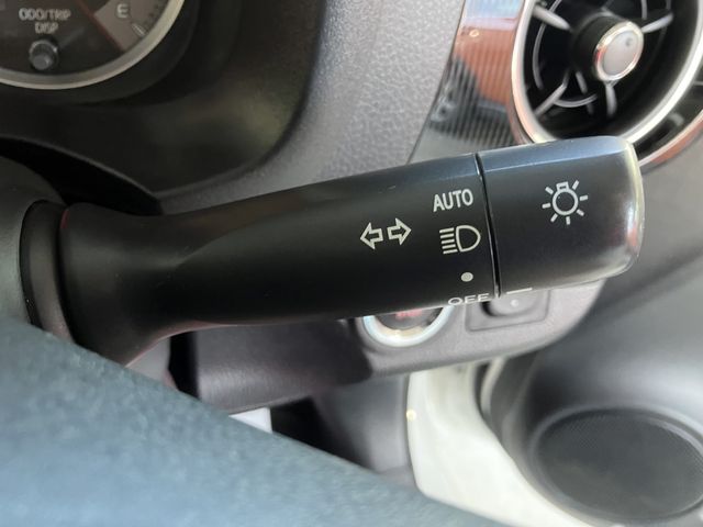 Toyota VITZ 2018-03 180408-20