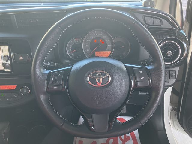 Toyota VITZ 2018-03 180408-19