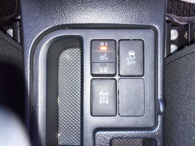 Toyota VITZ 2018-03 180408-26