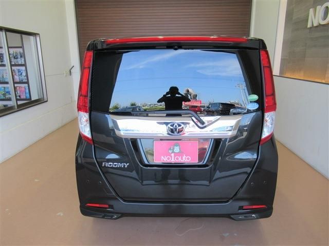 Toyota ROOMY 2017-05 9932-6