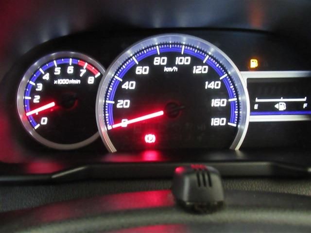 Toyota ROOMY 2017-05 9932-12