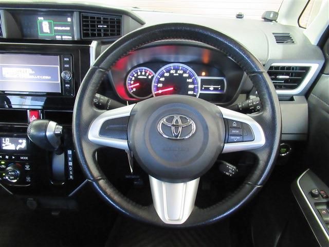 Toyota ROOMY 2017-05 9932-11