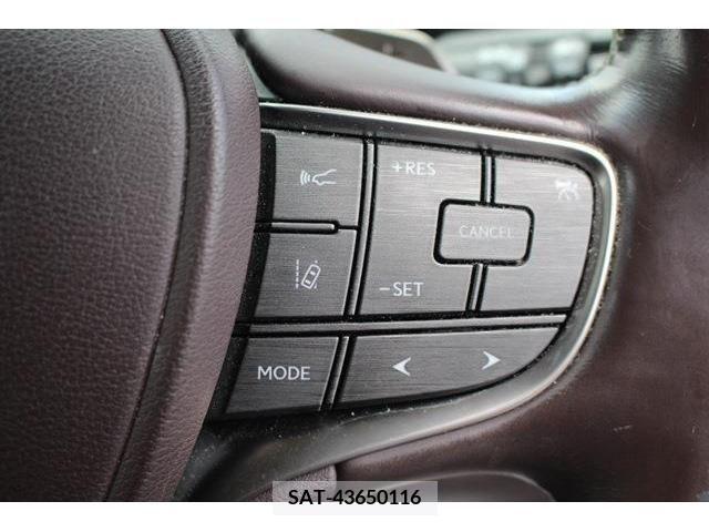 Lexus LS 2019-07 362892-3