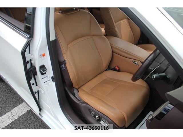Lexus LS 2019-07 362892-15
