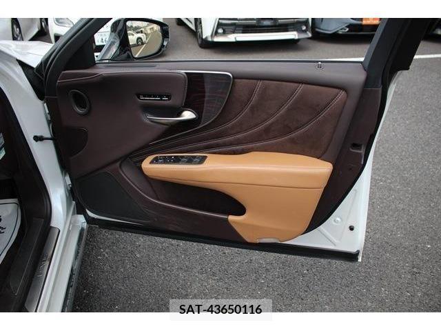 Lexus LS 2019-07 362892-14