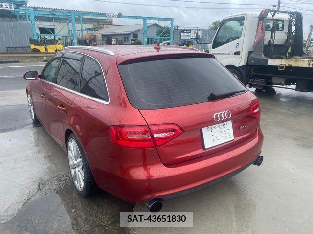 Audi A4 2013-06 261081-8