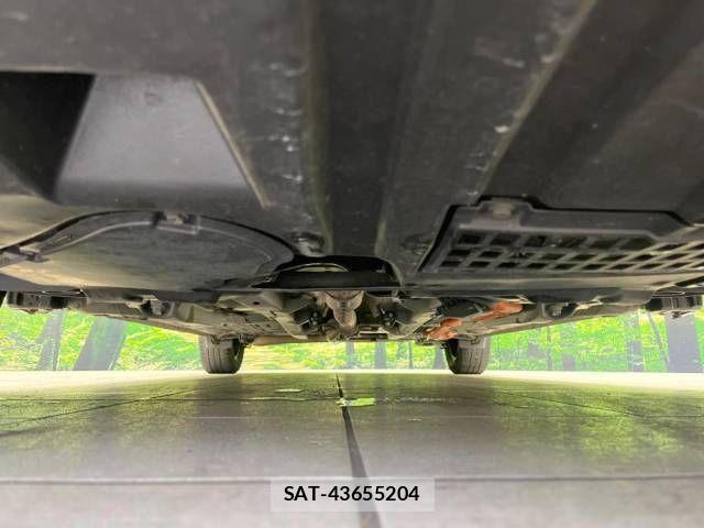 Toyota AQUA 2019-08 423775-19