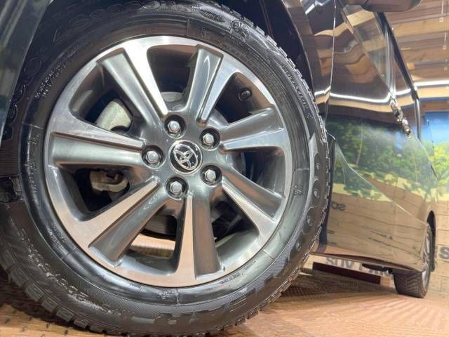Toyota VOXY 2018-09 24189-13