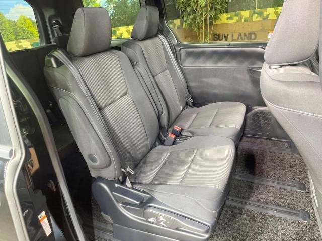 Toyota VOXY 2018-09 24189-9