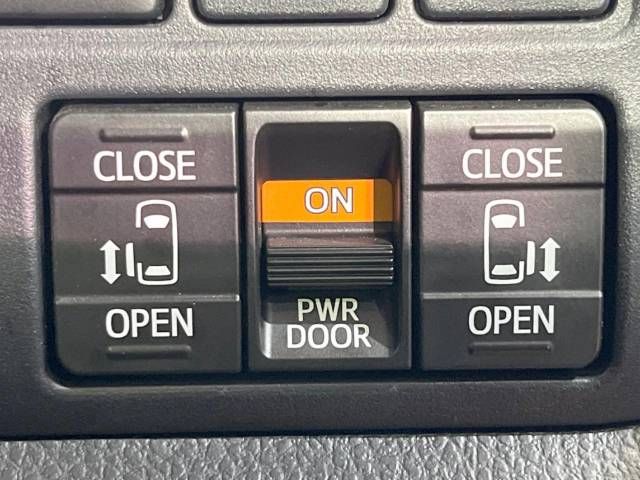 Toyota VOXY 2018-09 24189-5