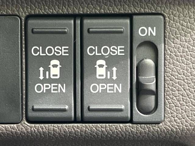 Honda FREED 2018-05 17617-2