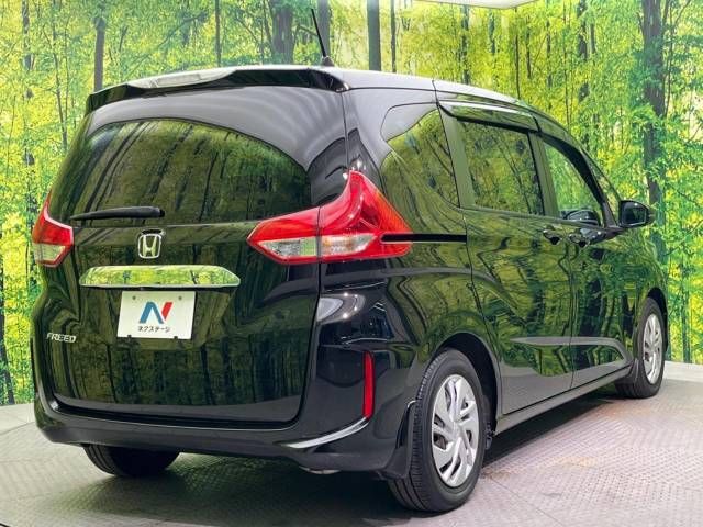 Honda FREED 2018-05 17617-17
