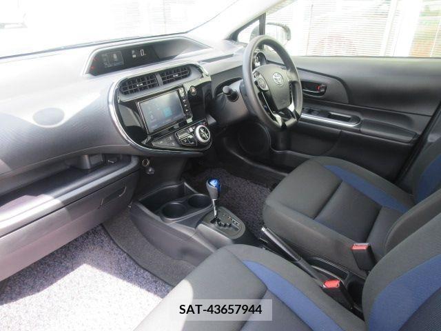 Toyota AQUA 2019-03 292330-4
