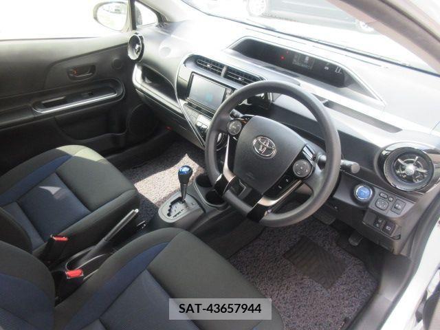 Toyota AQUA 2019-03 292330-9
