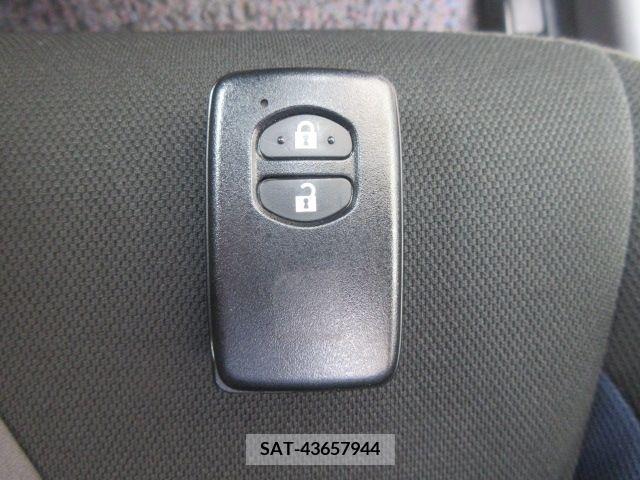 Toyota AQUA 2019-03 292330-19