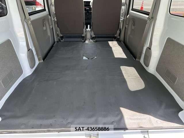 Suzuki EVERY 2022-12 301646-8