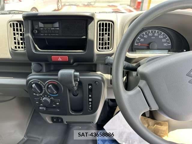 Suzuki EVERY 2022-12 301646-12