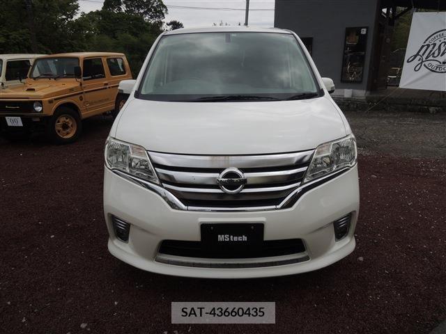 Nissan SERENA 2011-10 284215-2