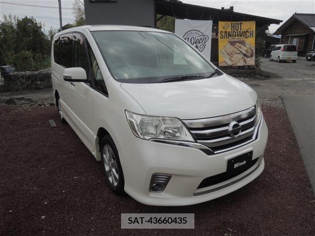 Nissan SERENA 2011-10 284215-1