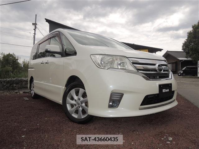 Nissan SERENA 2011-10 284215-0