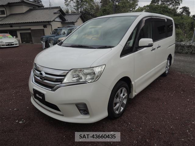 Nissan SERENA 2011-10 284215-3